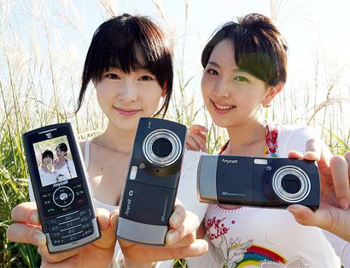 Samsung B600 с камерой на 10 мегапикеселей